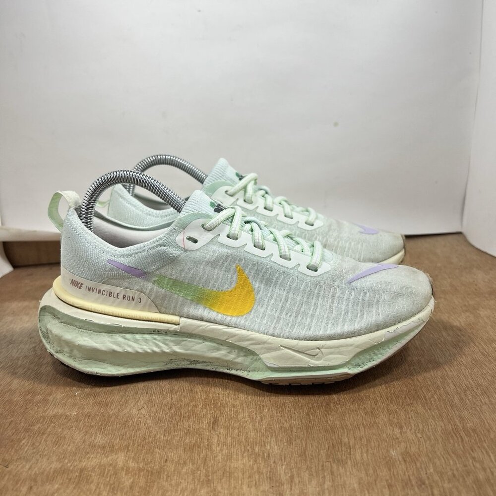 Nike ZoomX Invincible Run FK 3 Flyknit Barely Green Shoes HF5729-391 Womens 8.5
